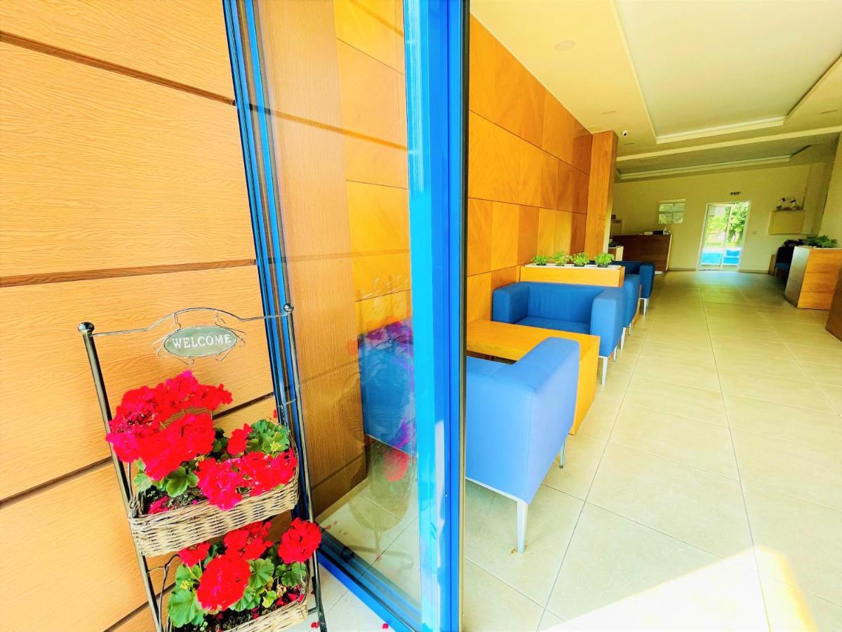 Solei Apartments Primorsko Exterior photo